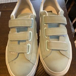 Veja Women's Sneakers in Mint and White